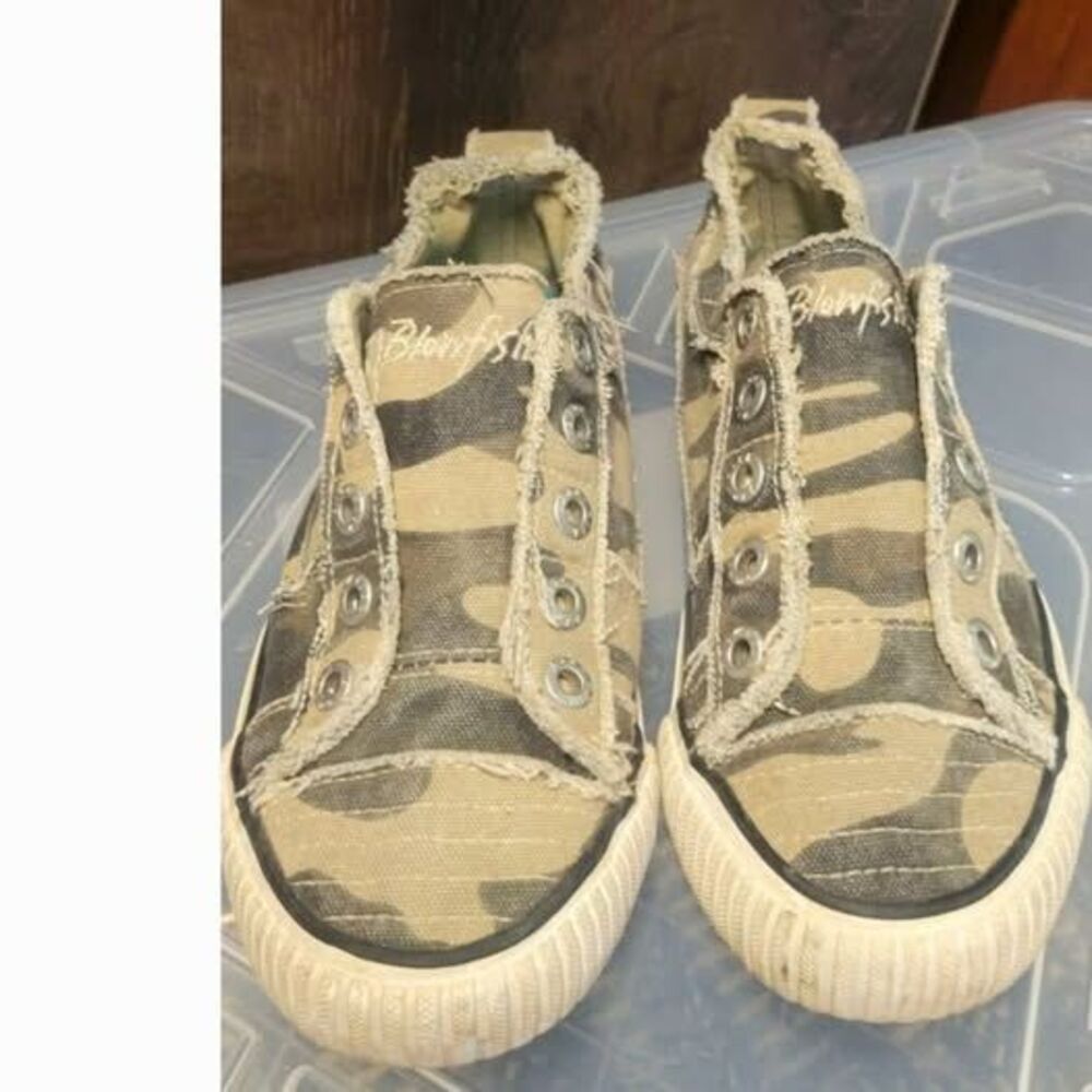 Blowfish Camp Canvas shoes